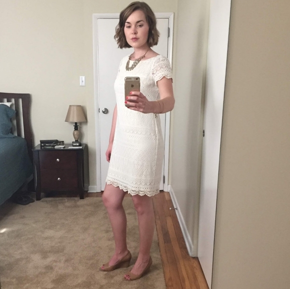 Vintage Inspired Cream Lace Shift Dress - Picture 9 of 10